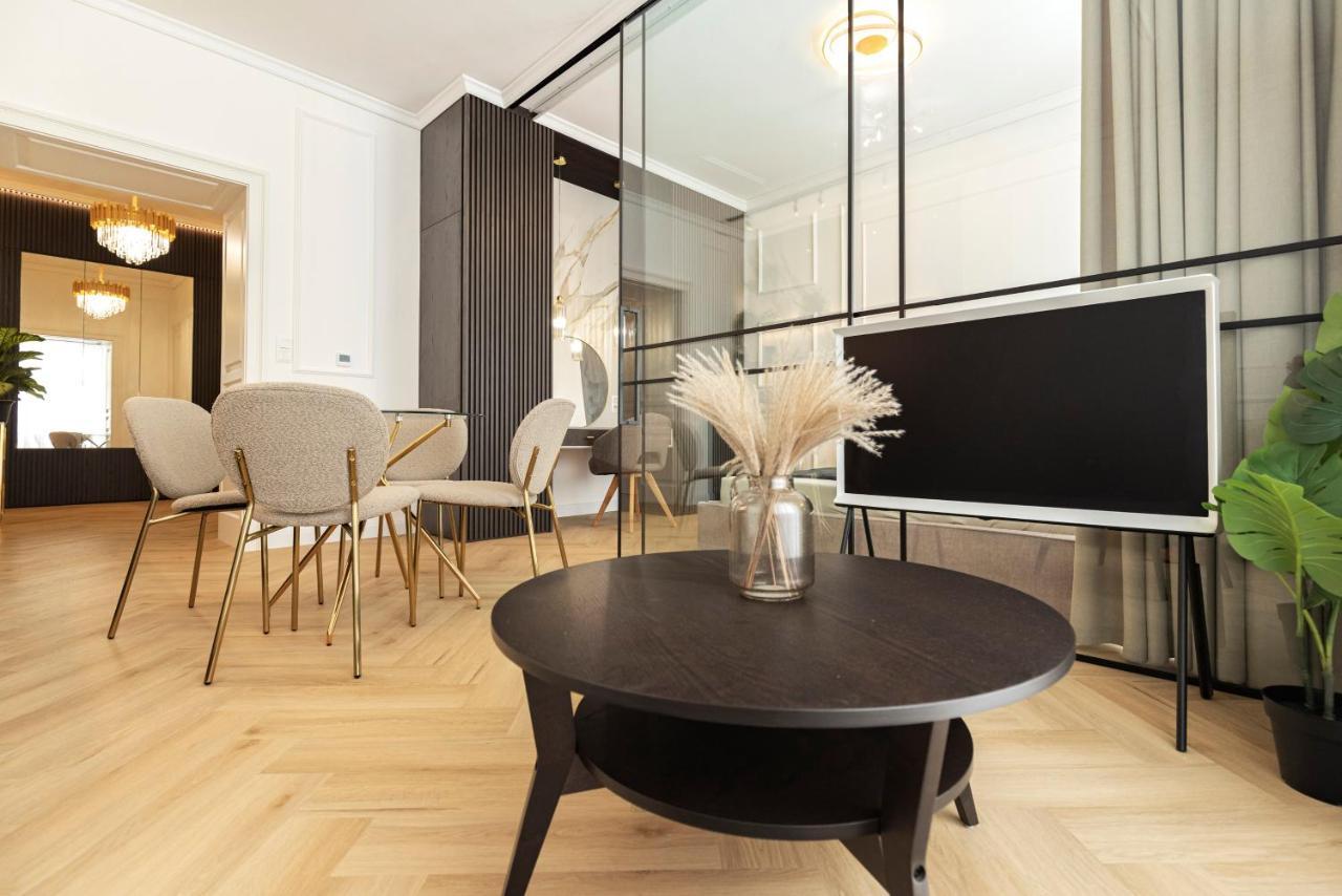 Geneve - Old Town Apartment Bratislava Bagian luar foto