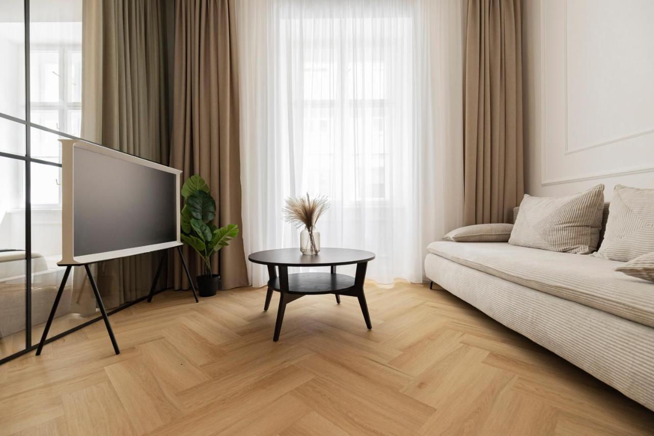 Geneve - Old Town Apartment Bratislava Bagian luar foto